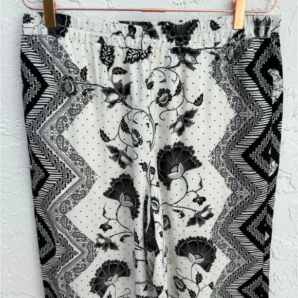 ETT TWA by Anthropologie Womens Cropped Wide Leg Pants Black White Size Large - Picture 10 of 15